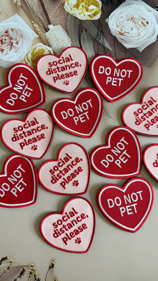 Pawchi Heart Velcro Patch – Do Not Pet / Social Distance Please